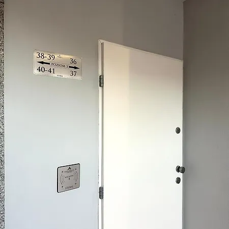 Stubai - Self Check-in 20h - Parking & Lift * Sienna (Klodzko)