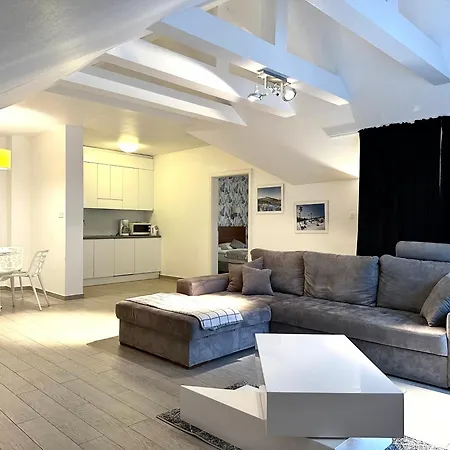 Stubai - Self Check-in 20h - Parking & Lift * Sienna (Klodzko)