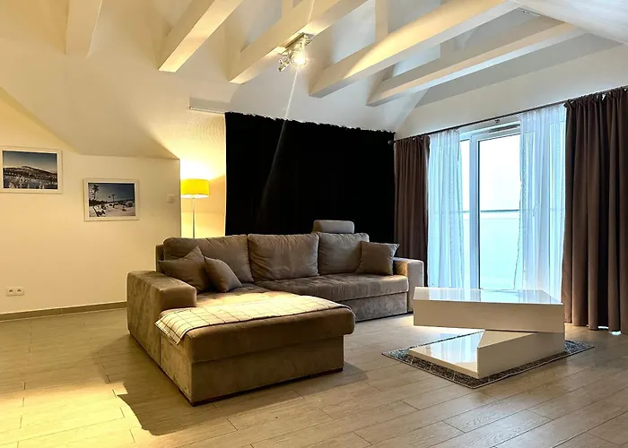 Stubai - Self Check-in 20h - Parking&lift