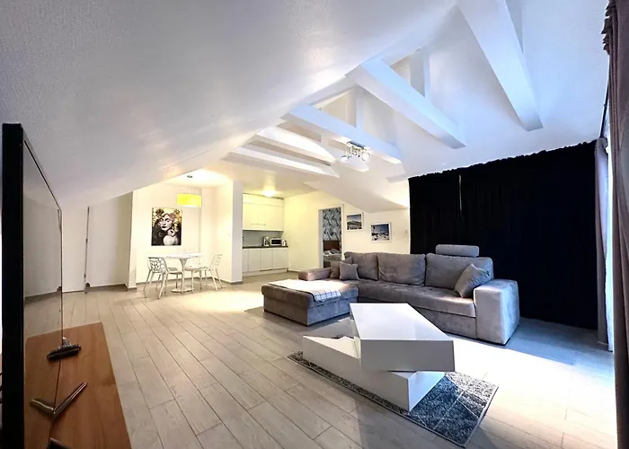 Stubai - Self Check-in 20h - Parking&lift Apartment